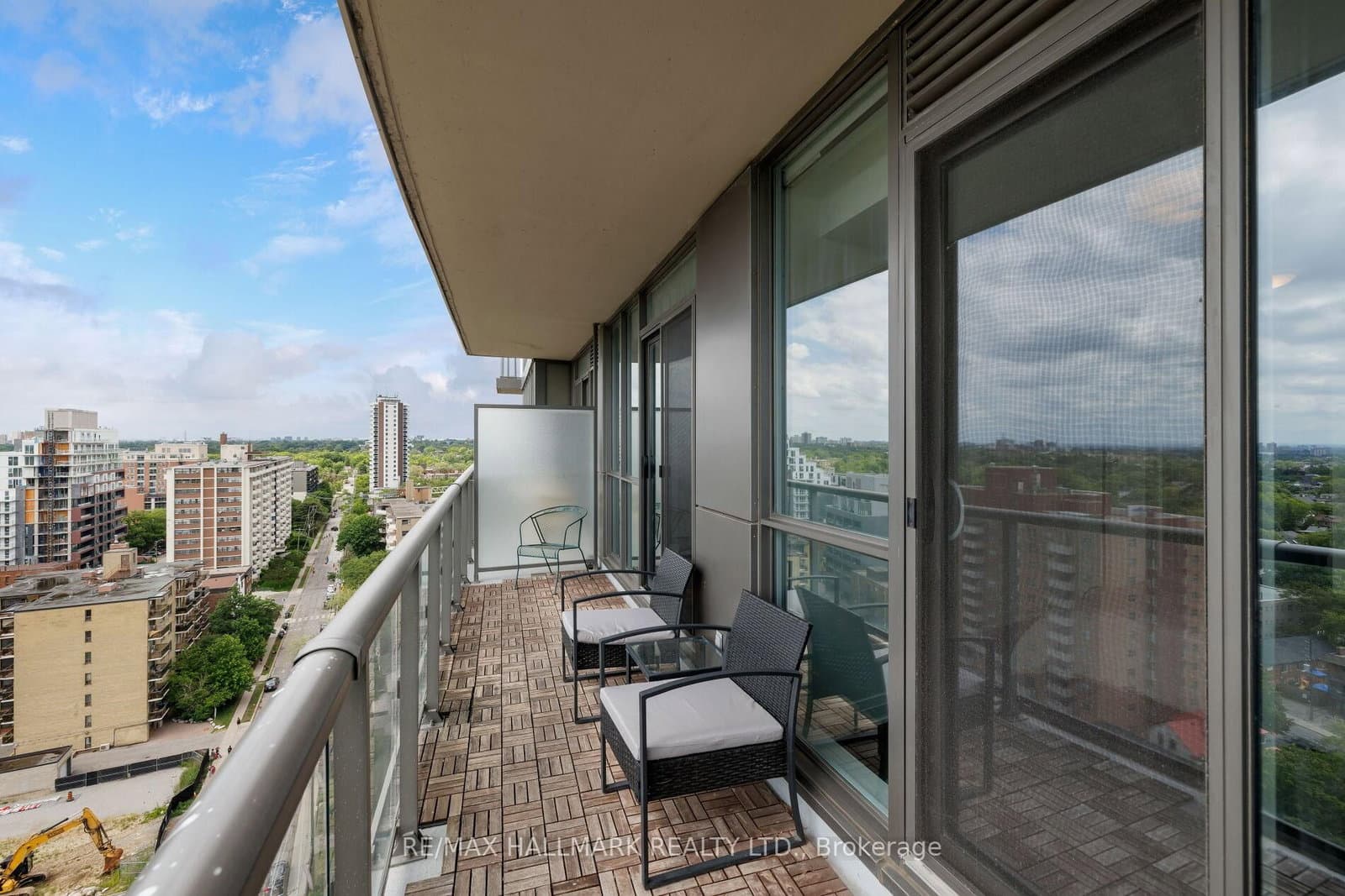 530 St Clair Avenue W, Unit 1401 thumbnail 26