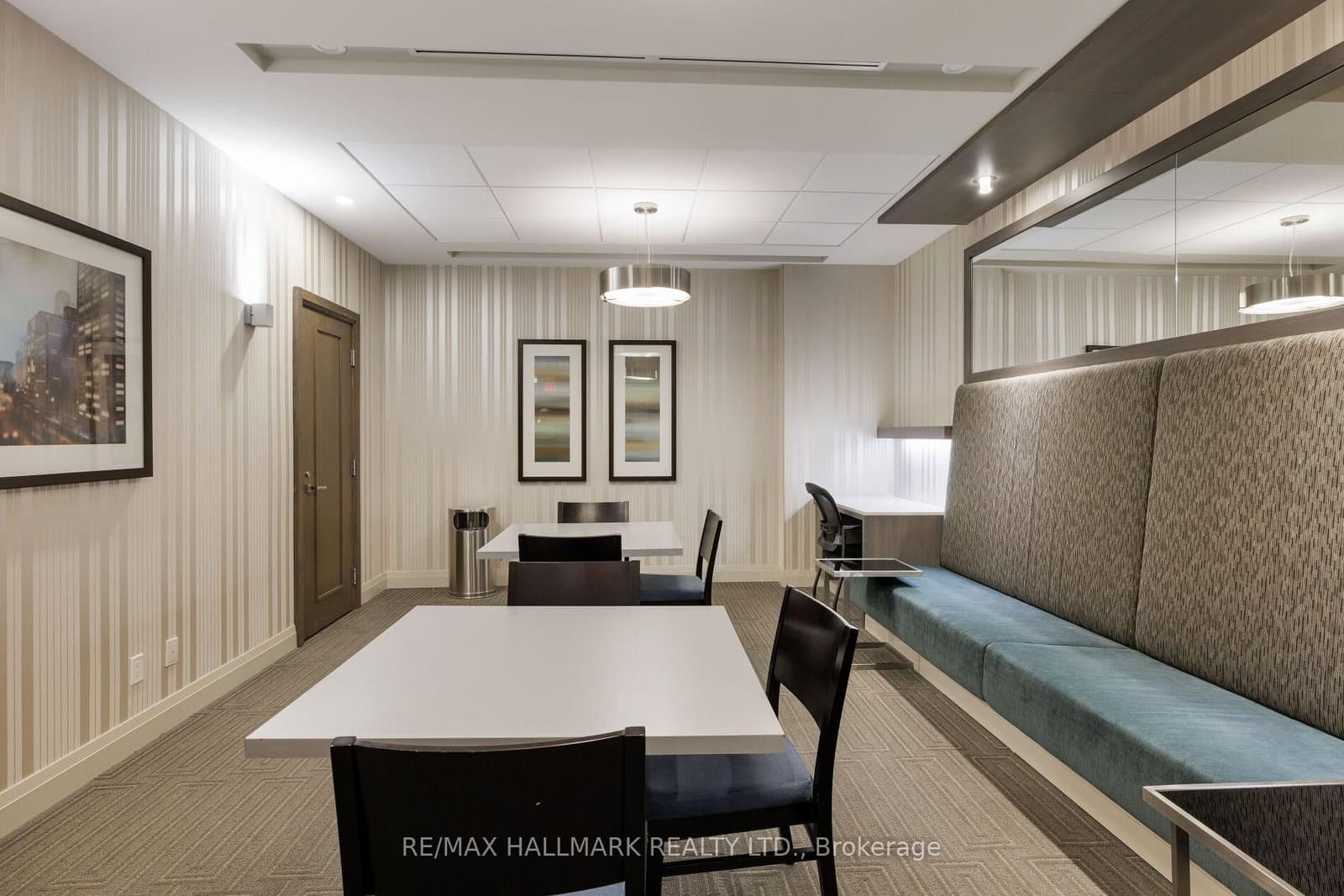 530 St Clair Avenue W, Unit 1401 thumbnail 33