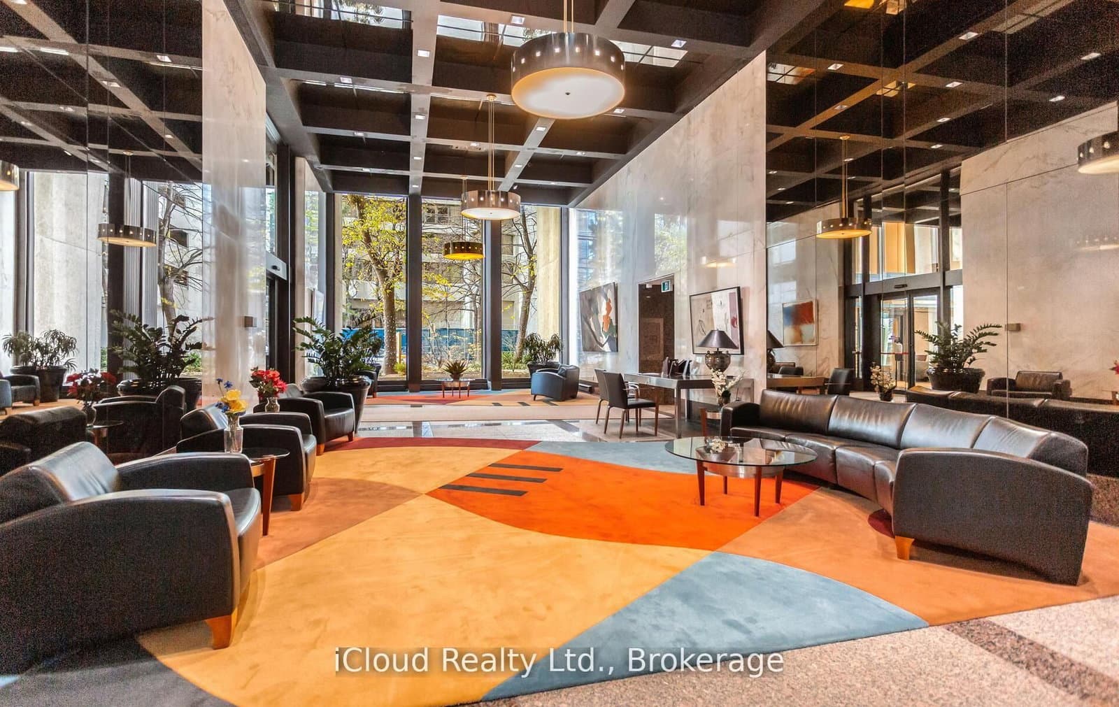 33 Harbour Square, Unit 837 thumbnail 4