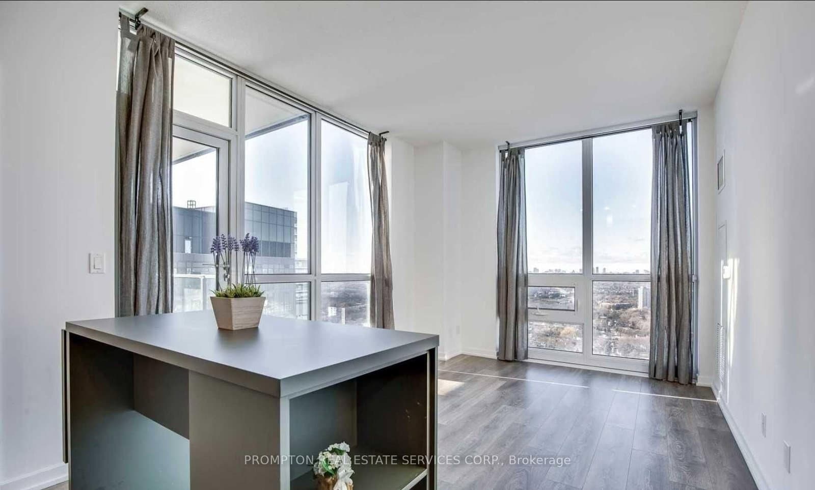56 Forest Manor, Unit 1404 thumbnail 4