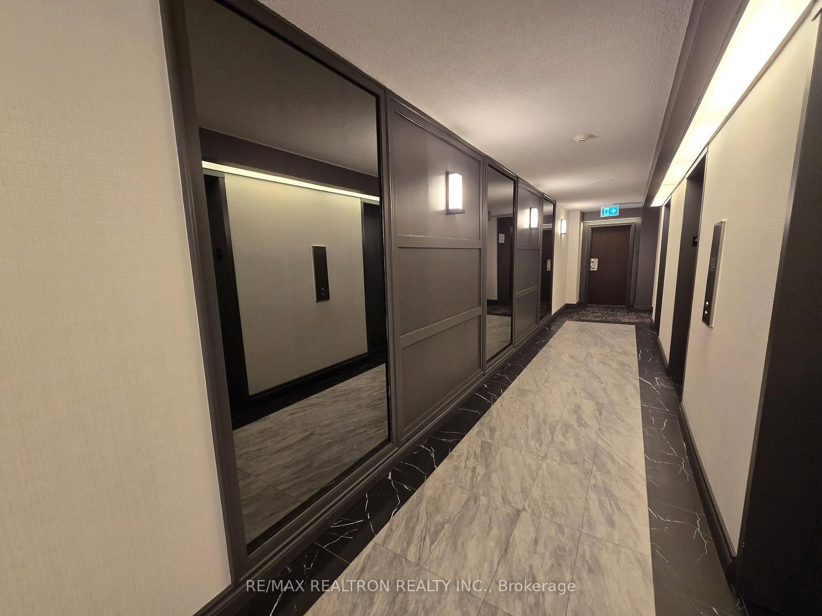 5785 Yonge Street, Unit 403 thumbnail 17