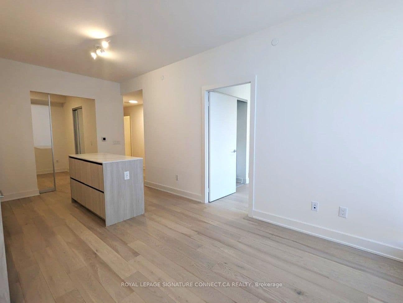 15 Mercer Street, Unit 1607 thumbnail 8