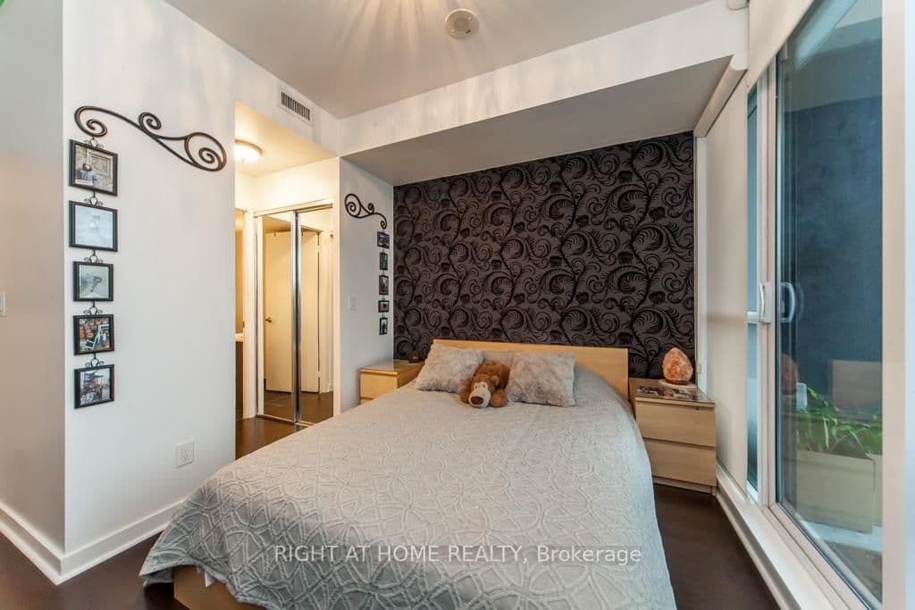 320 Richmond Street E, Unit 616 thumbnail 9