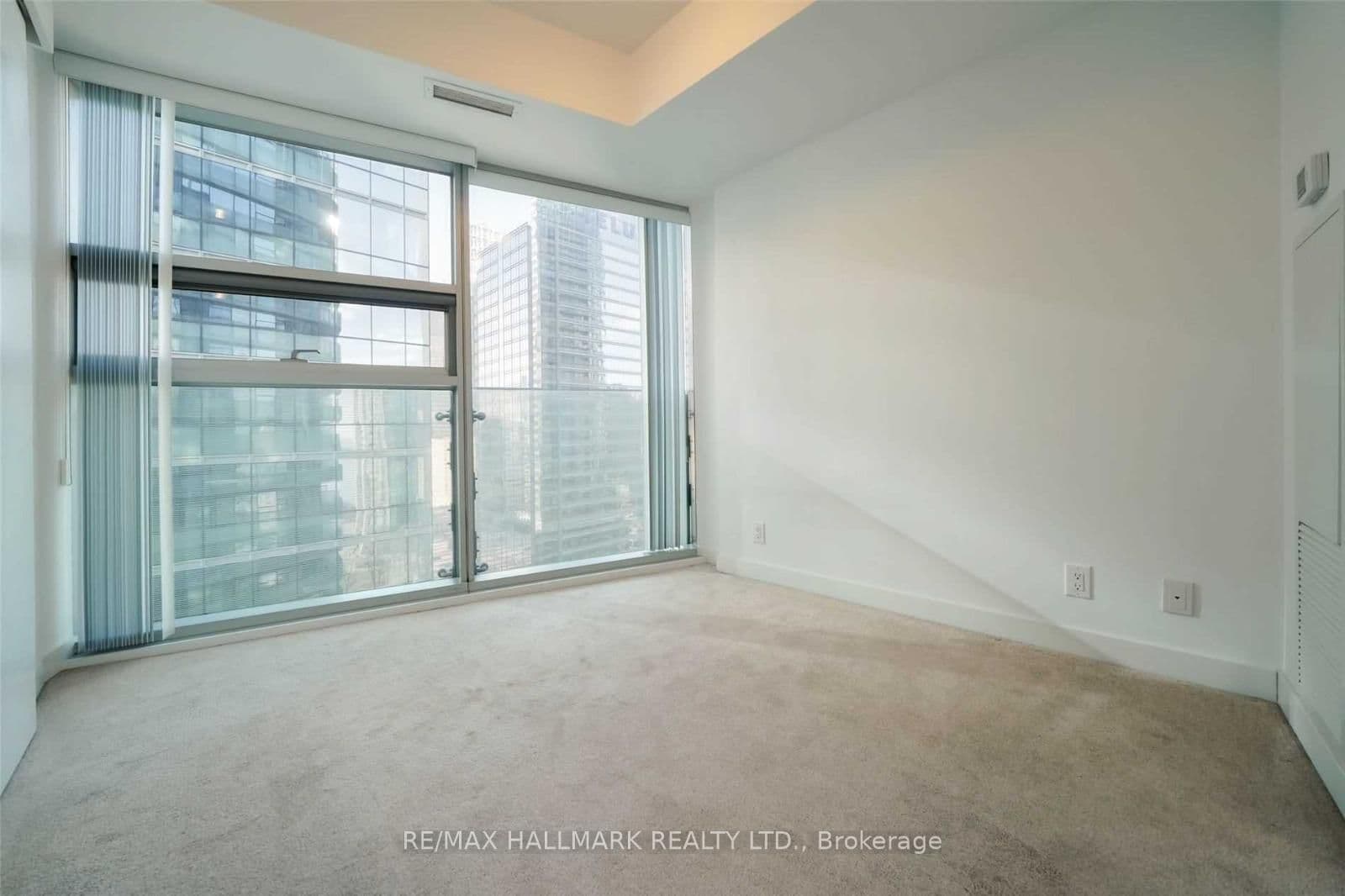 14 York Street, Unit 2810 thumbnail 6