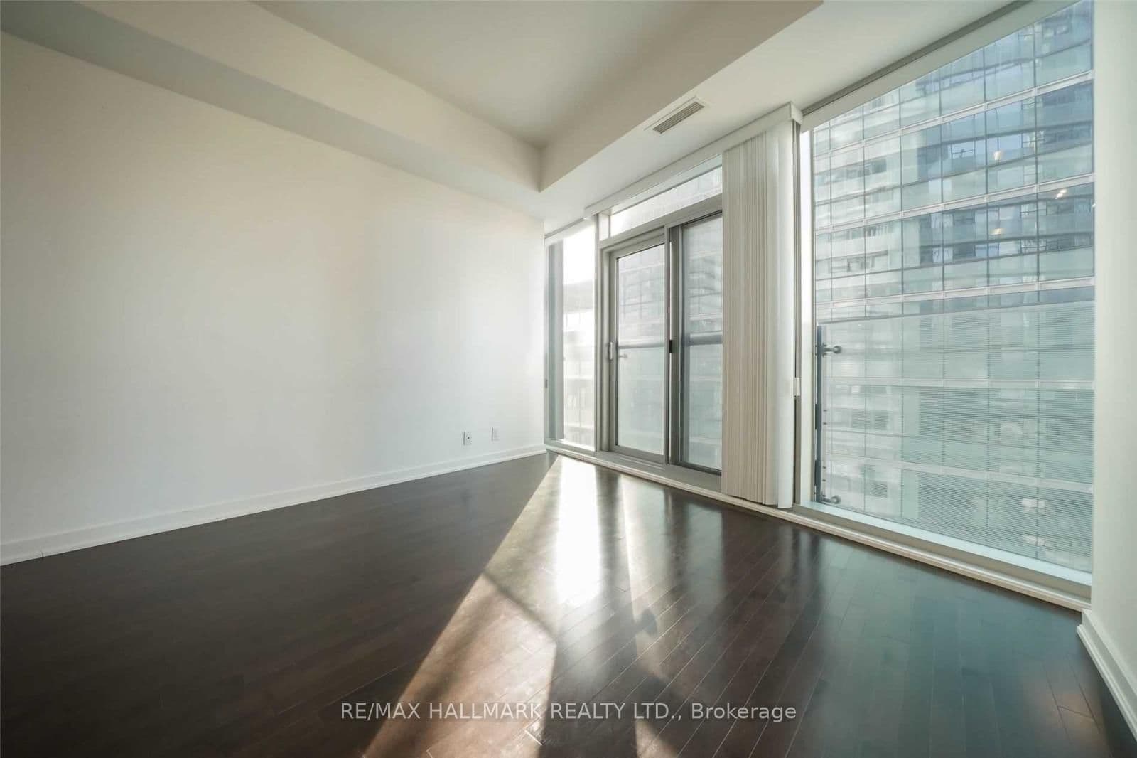 14 York Street, Unit 2810 thumbnail 2