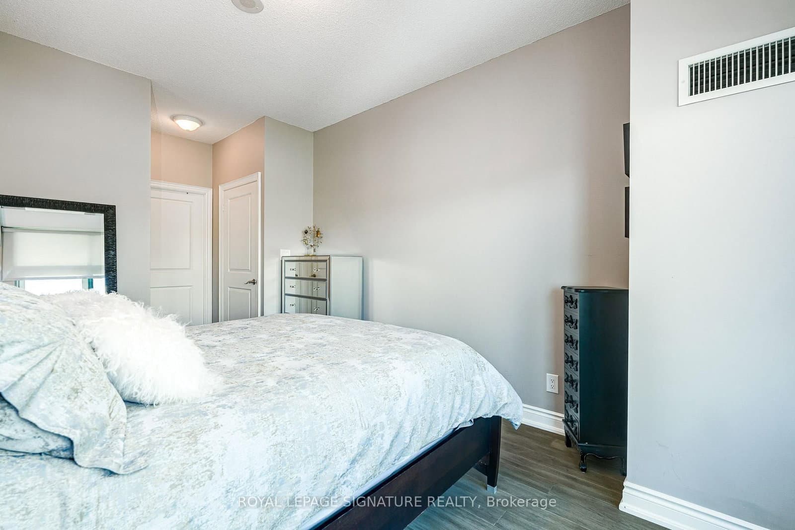 20 Bloorview Place, Unit 316 thumbnail 10