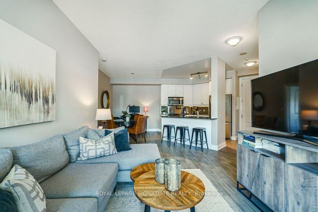 20 Bloorview Place, Unit 316 thumbnail 3