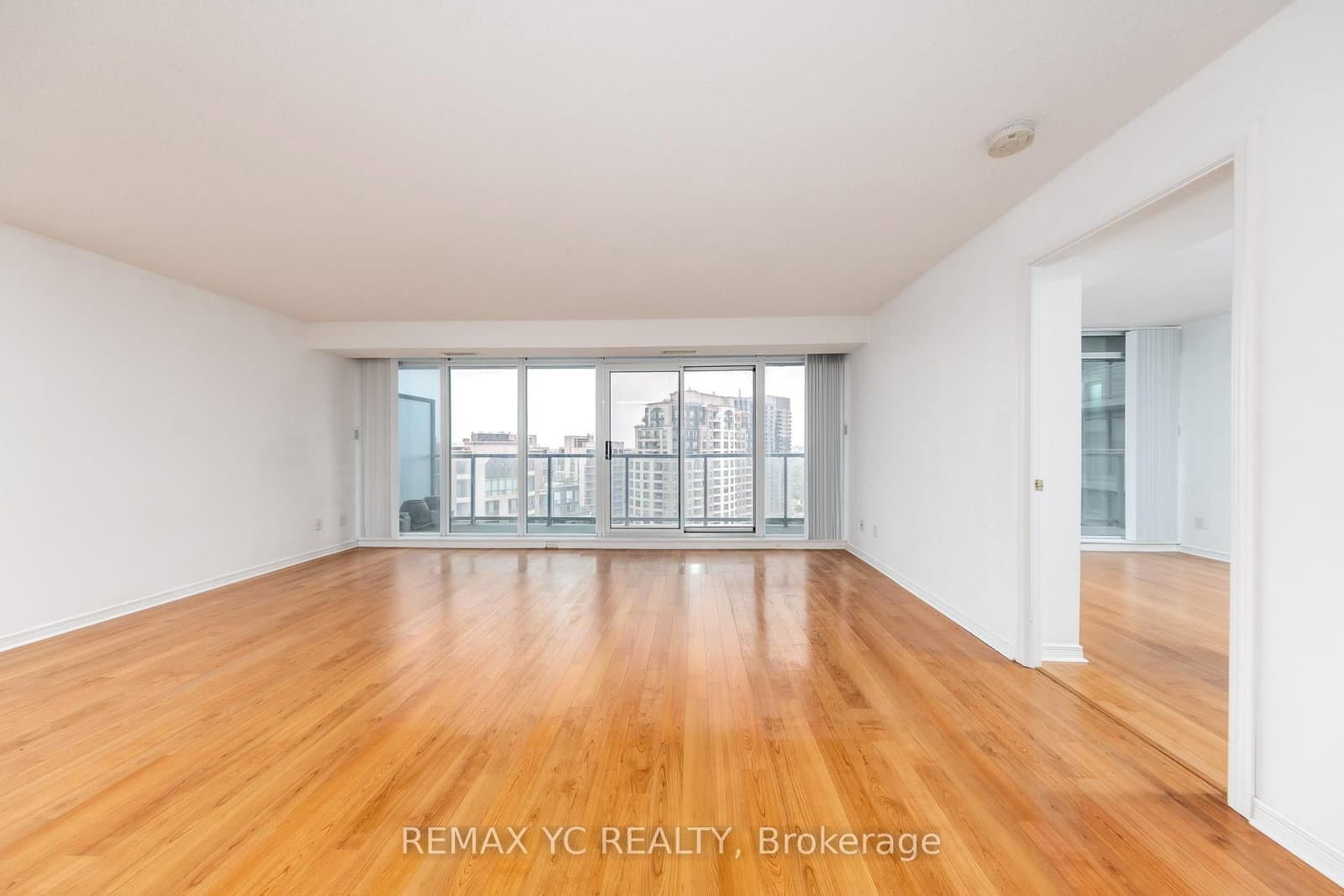5500 Yonge Street, Unit 2410 thumbnail 10