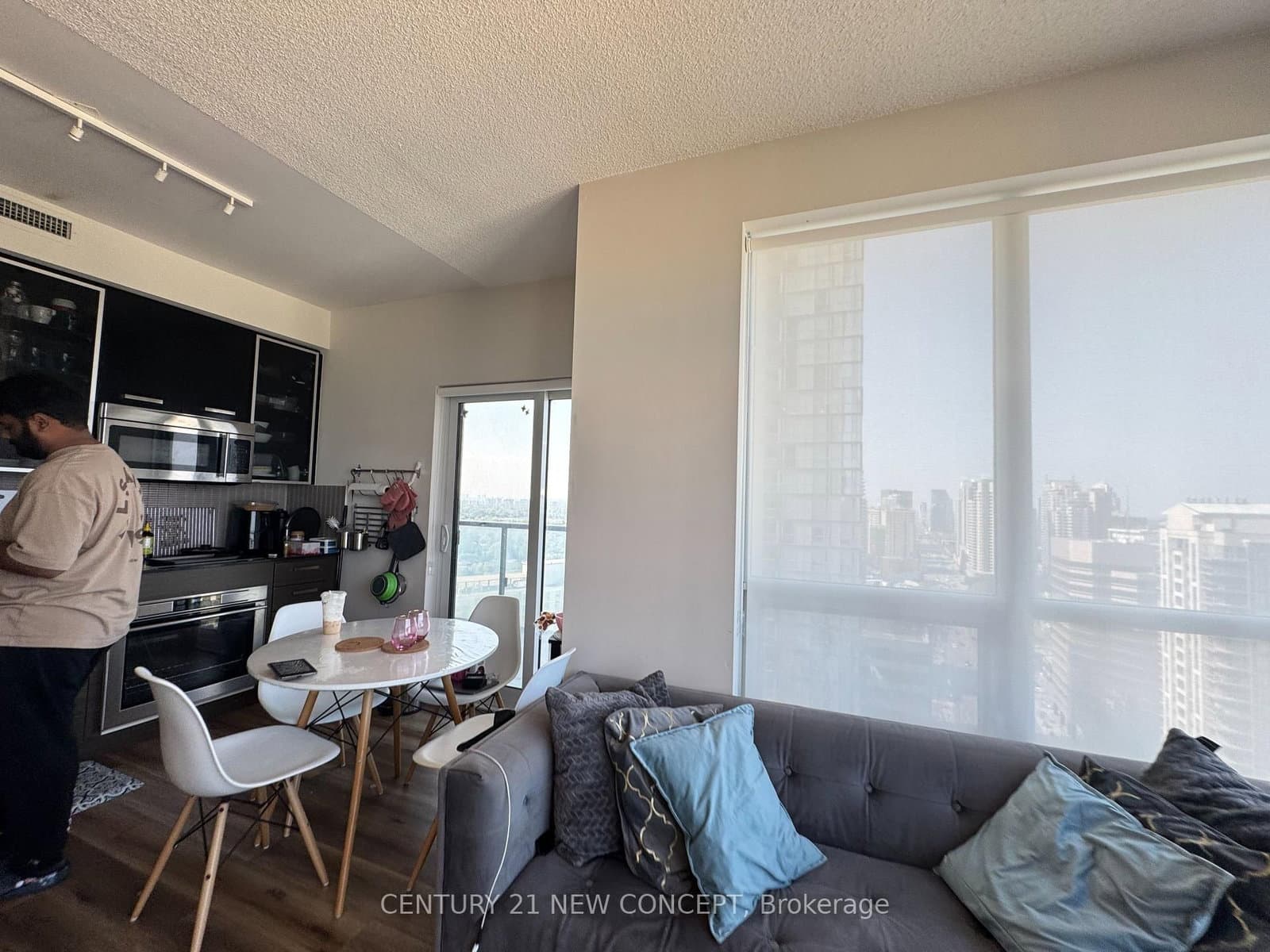 5168 Yonge Street, Unit 2709 thumbnail 3