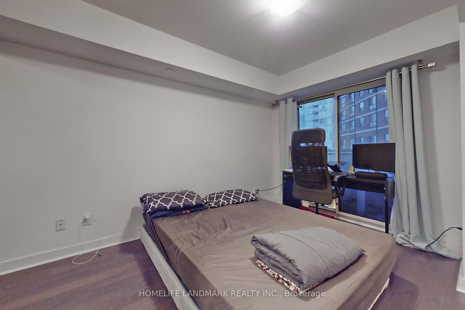 58 Orchard View Boulevard, Unit 505 thumbnail 12