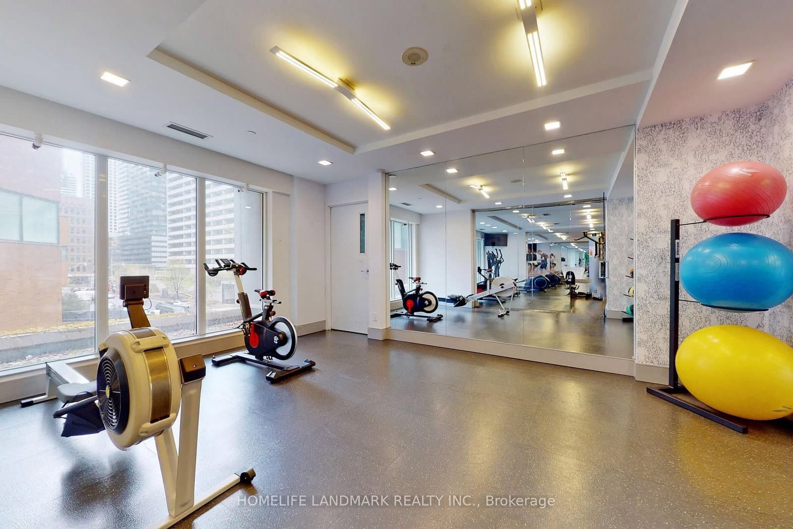 58 Orchard View Boulevard, Unit 505 thumbnail 23