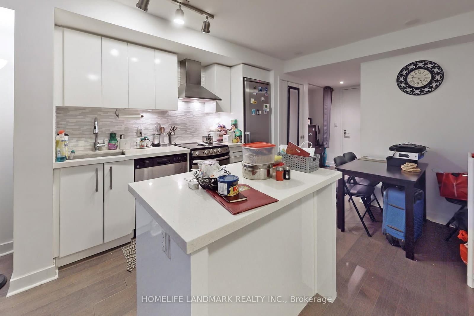 58 Orchard View Boulevard, Unit 505 thumbnail 13