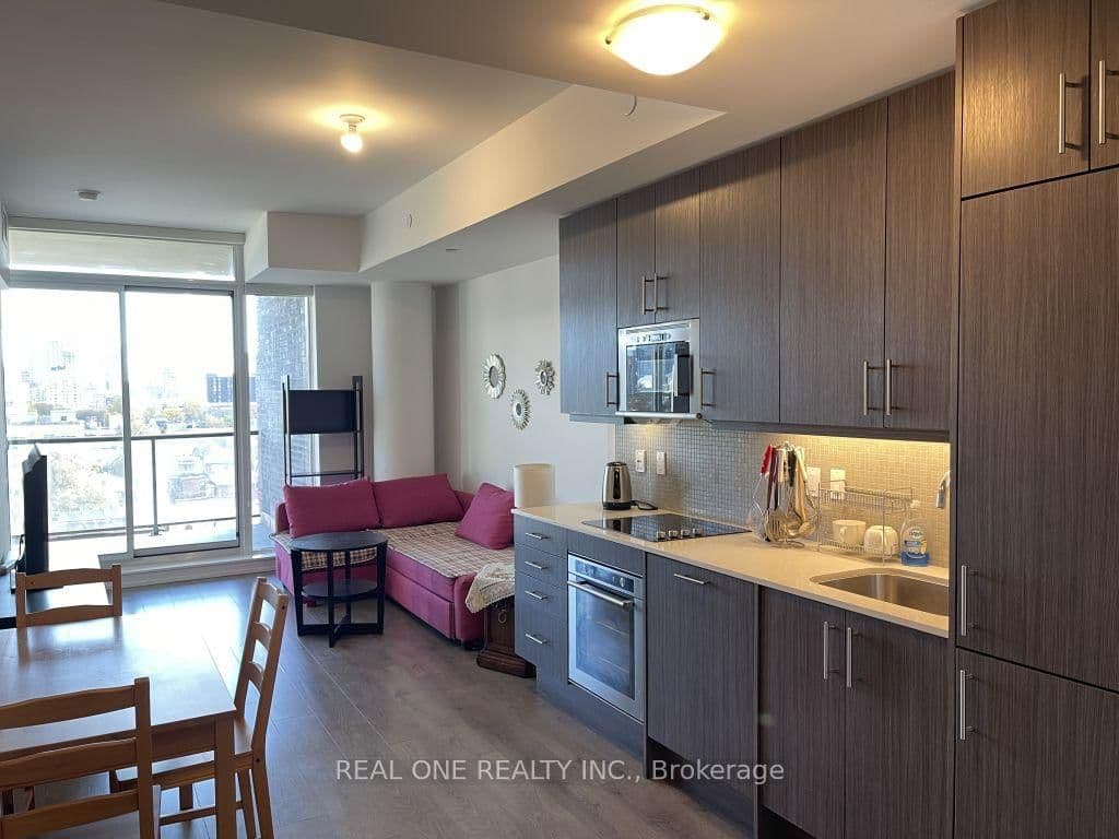 297 College Street, Unit 710 thumbnail 5