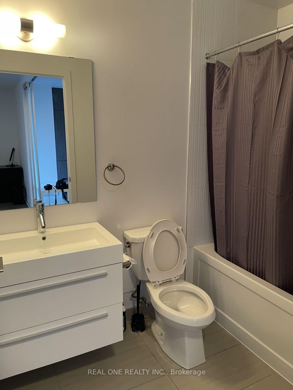297 College Street, Unit 710 thumbnail 9