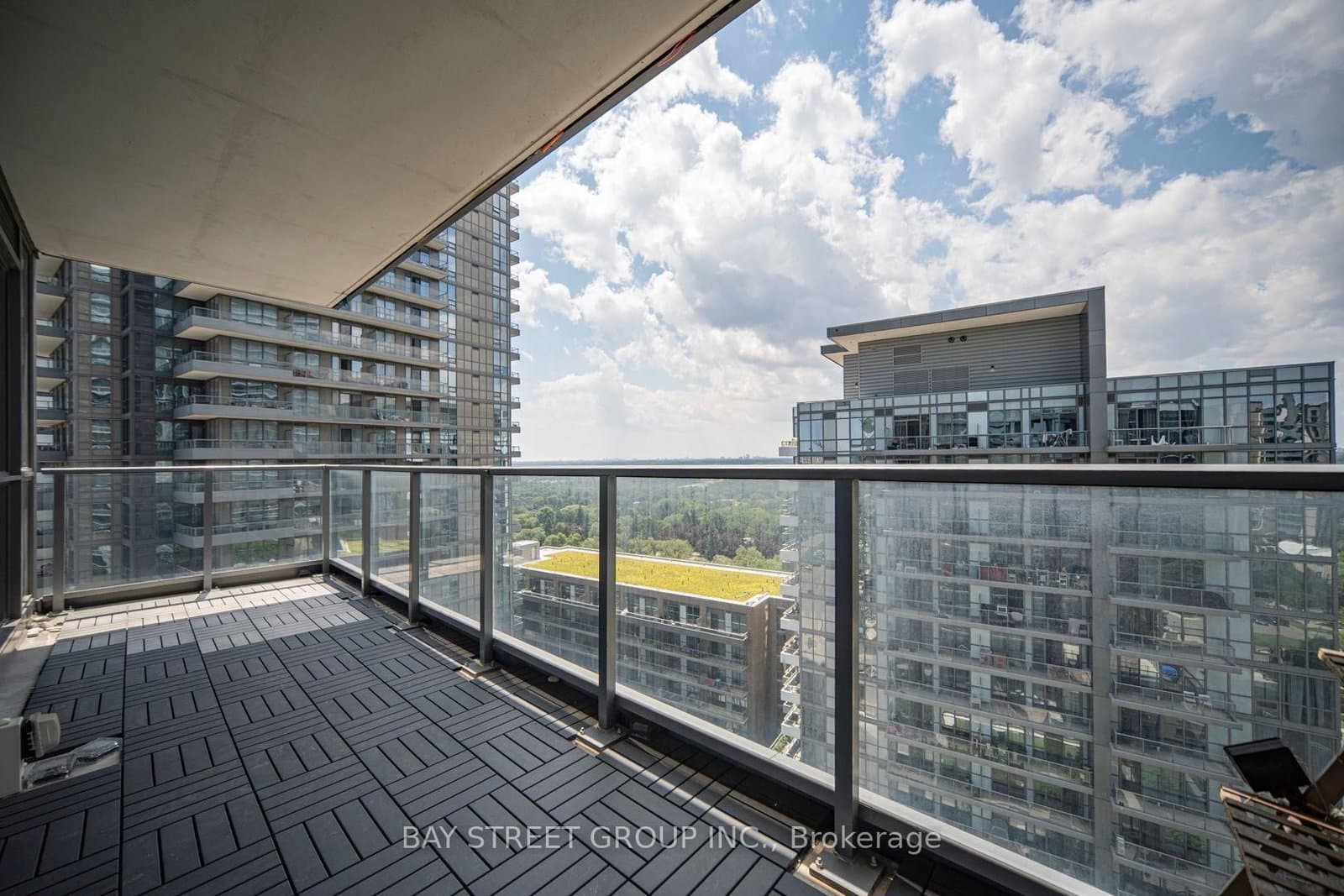 56 Forest Manor Road, Unit 1205 thumbnail 18