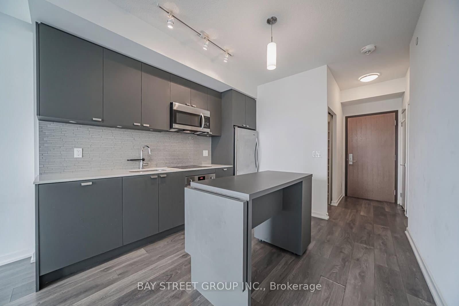 56 Forest Manor Road, Unit 1205 thumbnail 9