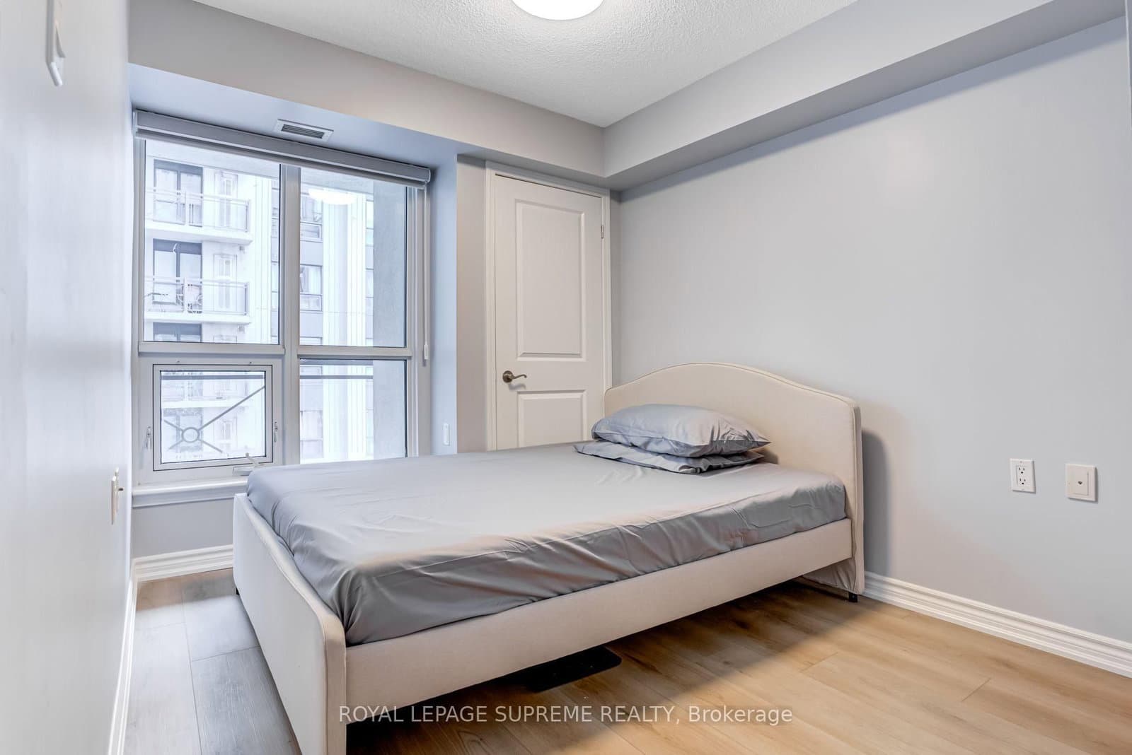 872 Sheppard Avenue W, Unit 301 thumbnail 14