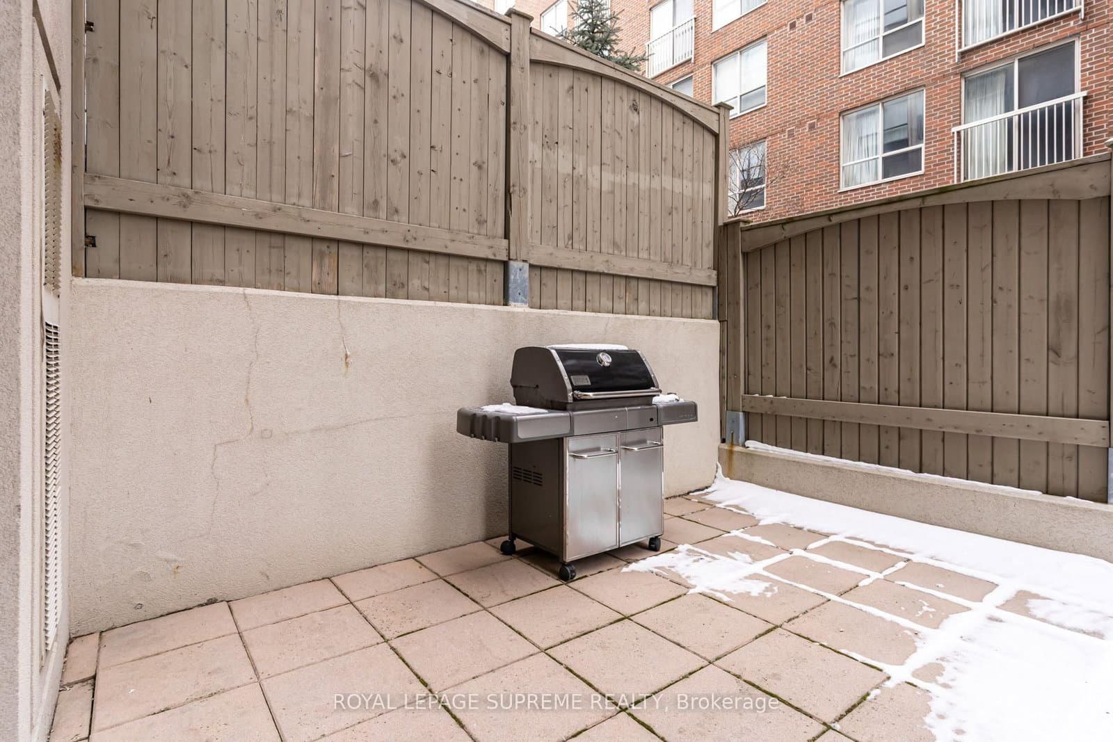 872 Sheppard Avenue W, Unit 301 thumbnail 25