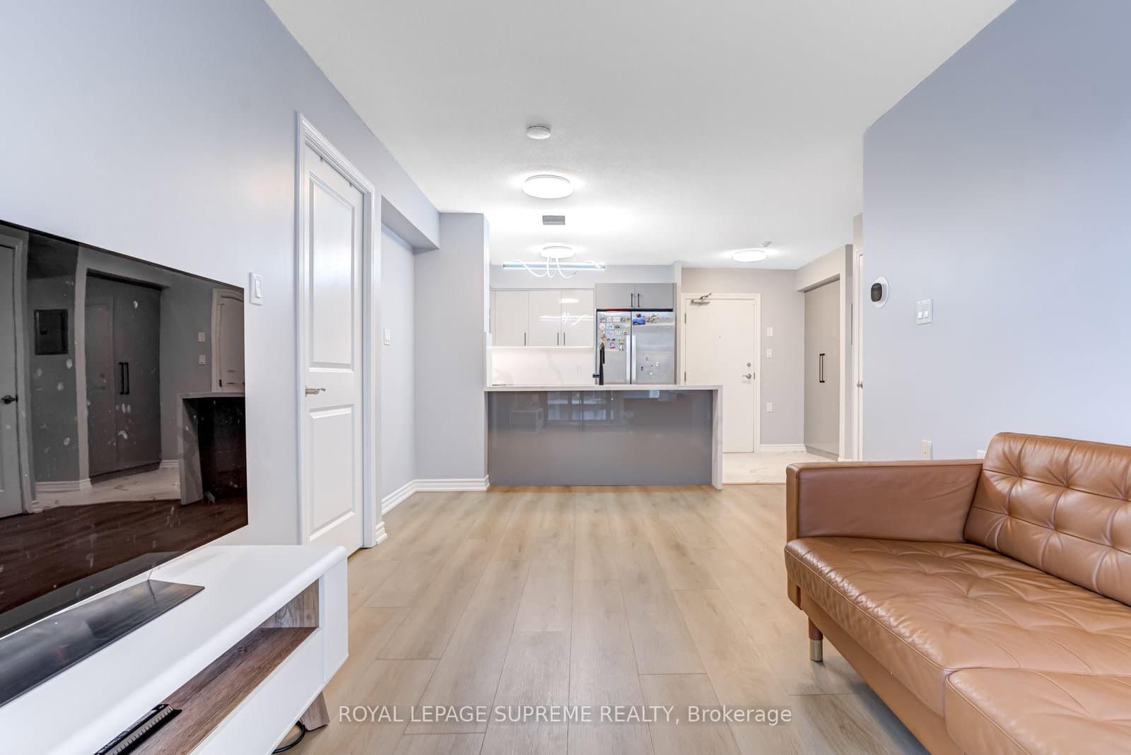 872 Sheppard Avenue W, Unit 301 thumbnail 9