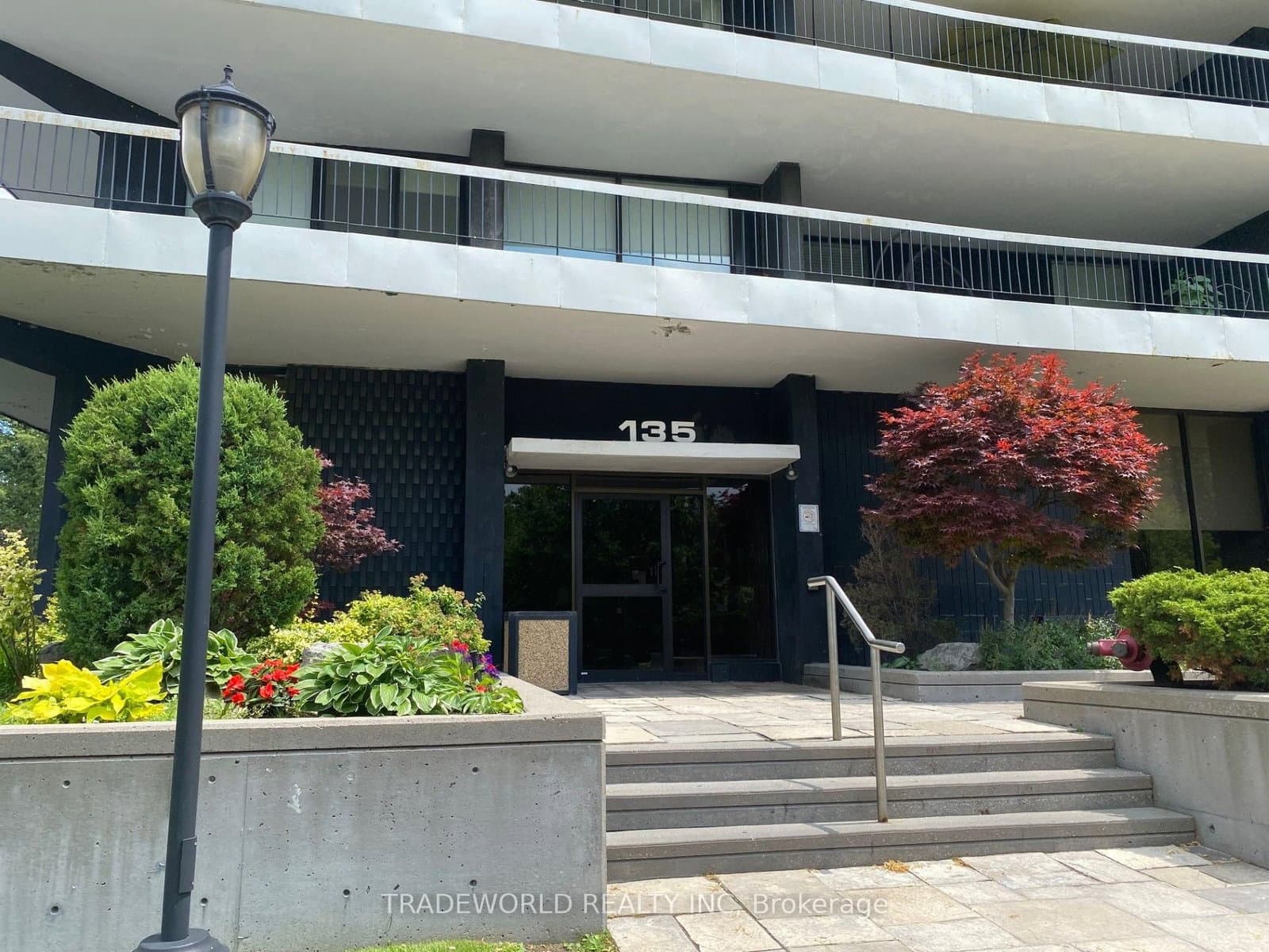 135 Antibes Drive, Unit 1506 thumbnail 5