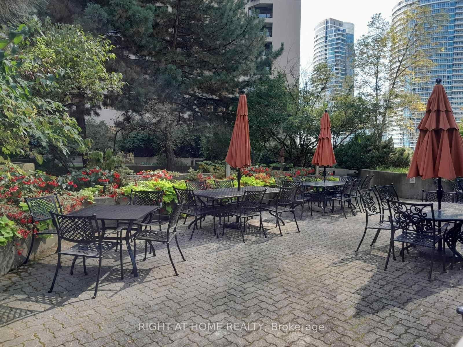 33 Harbour Square, Unit 2803 thumbnail 28
