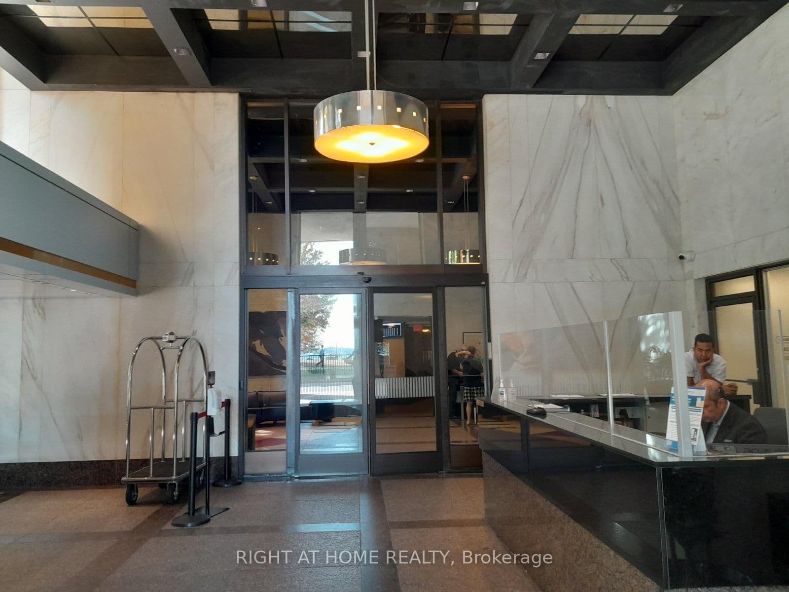 33 Harbour Square, Unit 2803 thumbnail 3