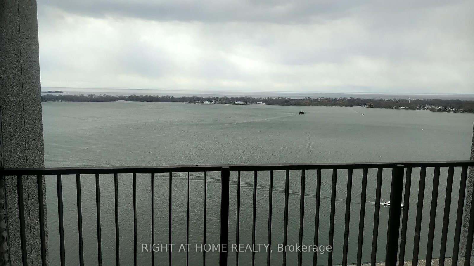 33 Harbour Square, Unit 2803 thumbnail 6