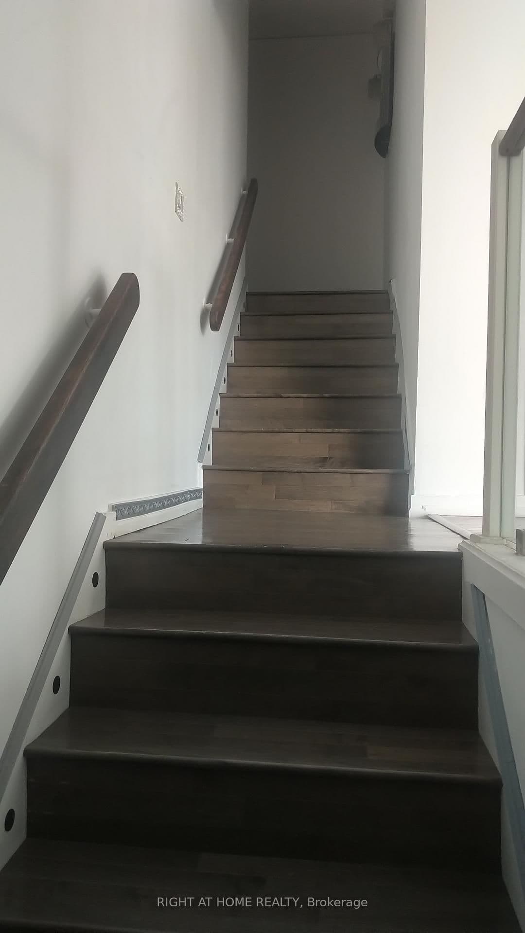 33 Harbour Square, Unit 2803 thumbnail 8