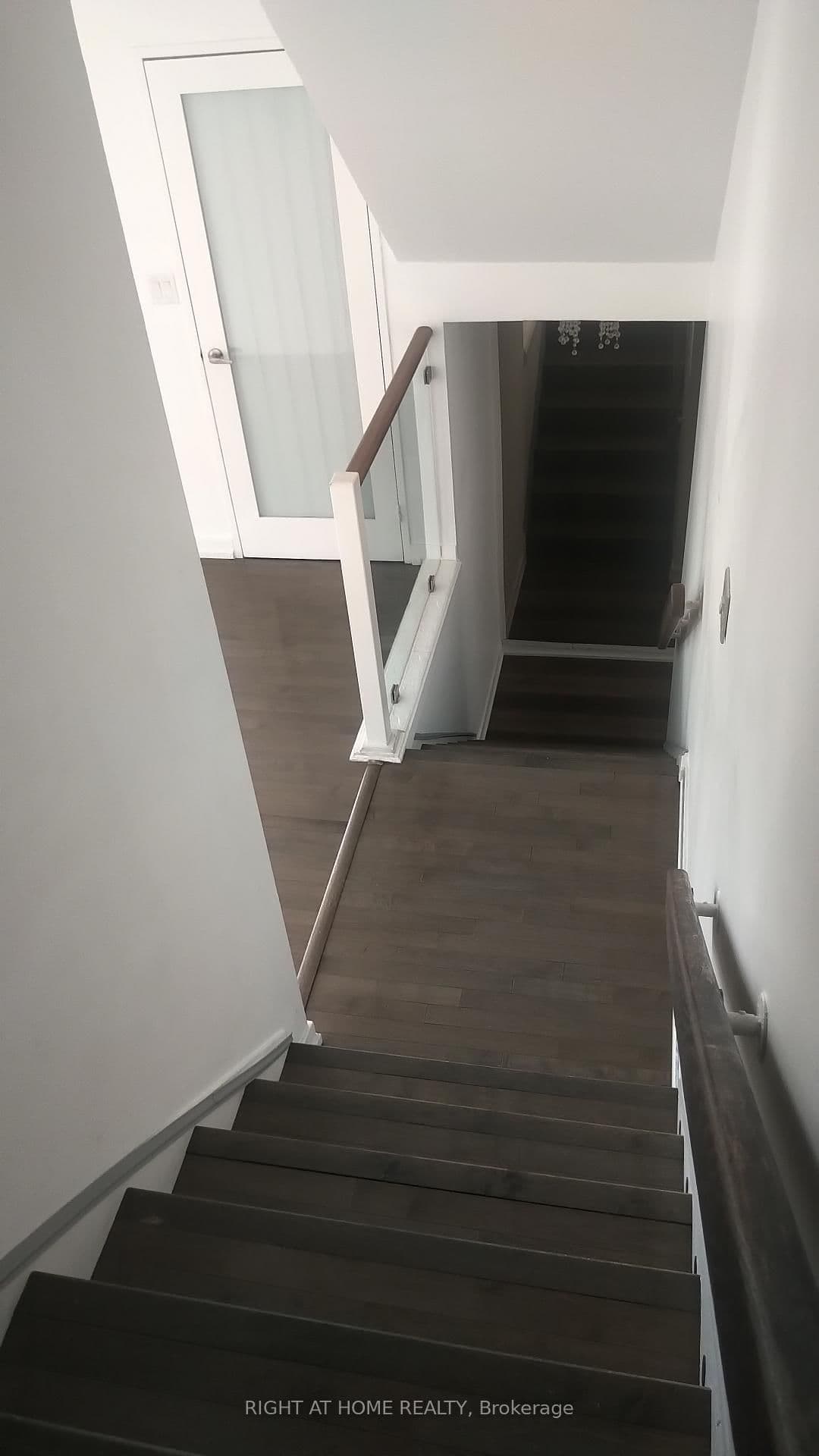 33 Harbour Square, Unit 2803 thumbnail 9