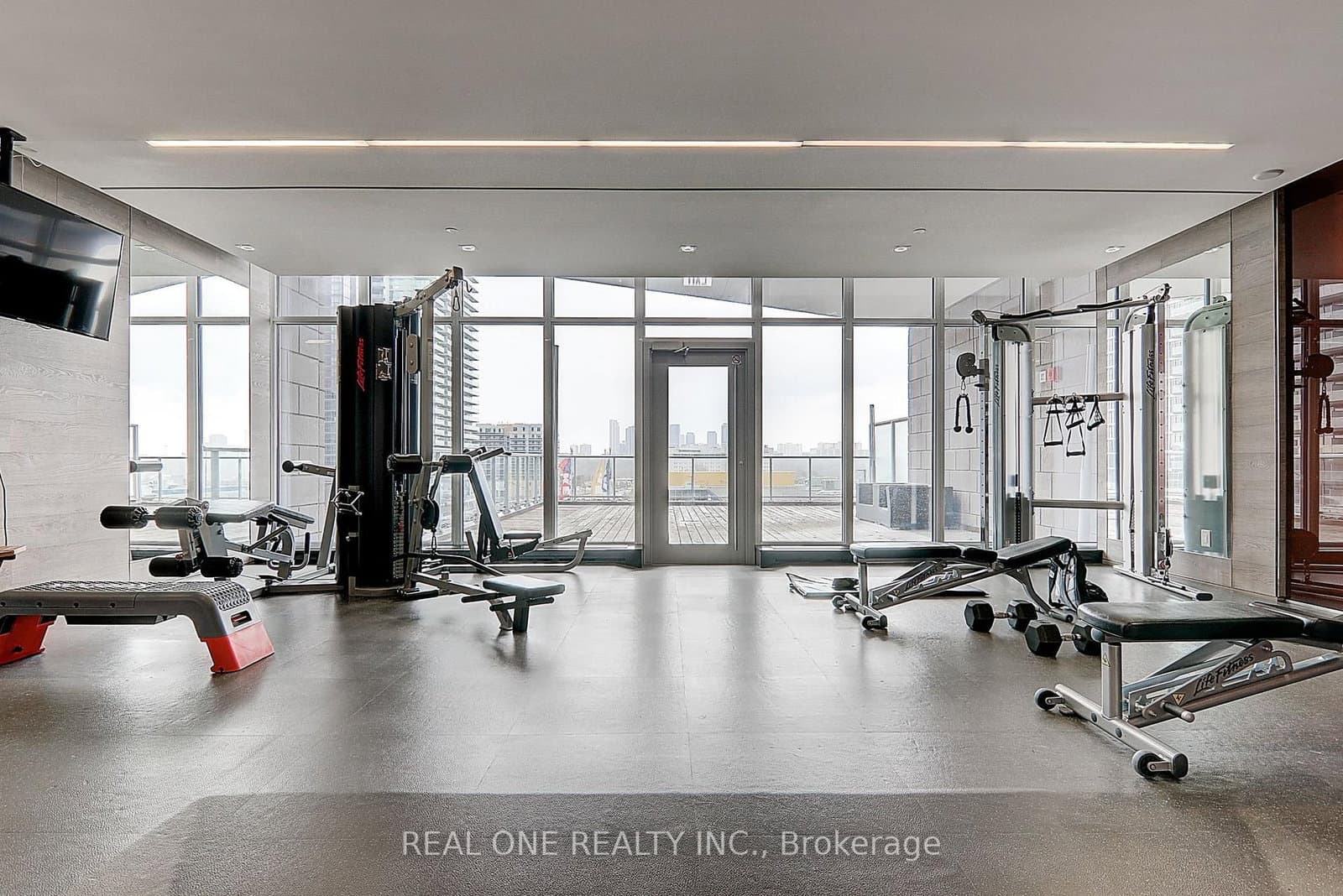 121 Mcmahon Drive, Unit 1501 thumbnail 25