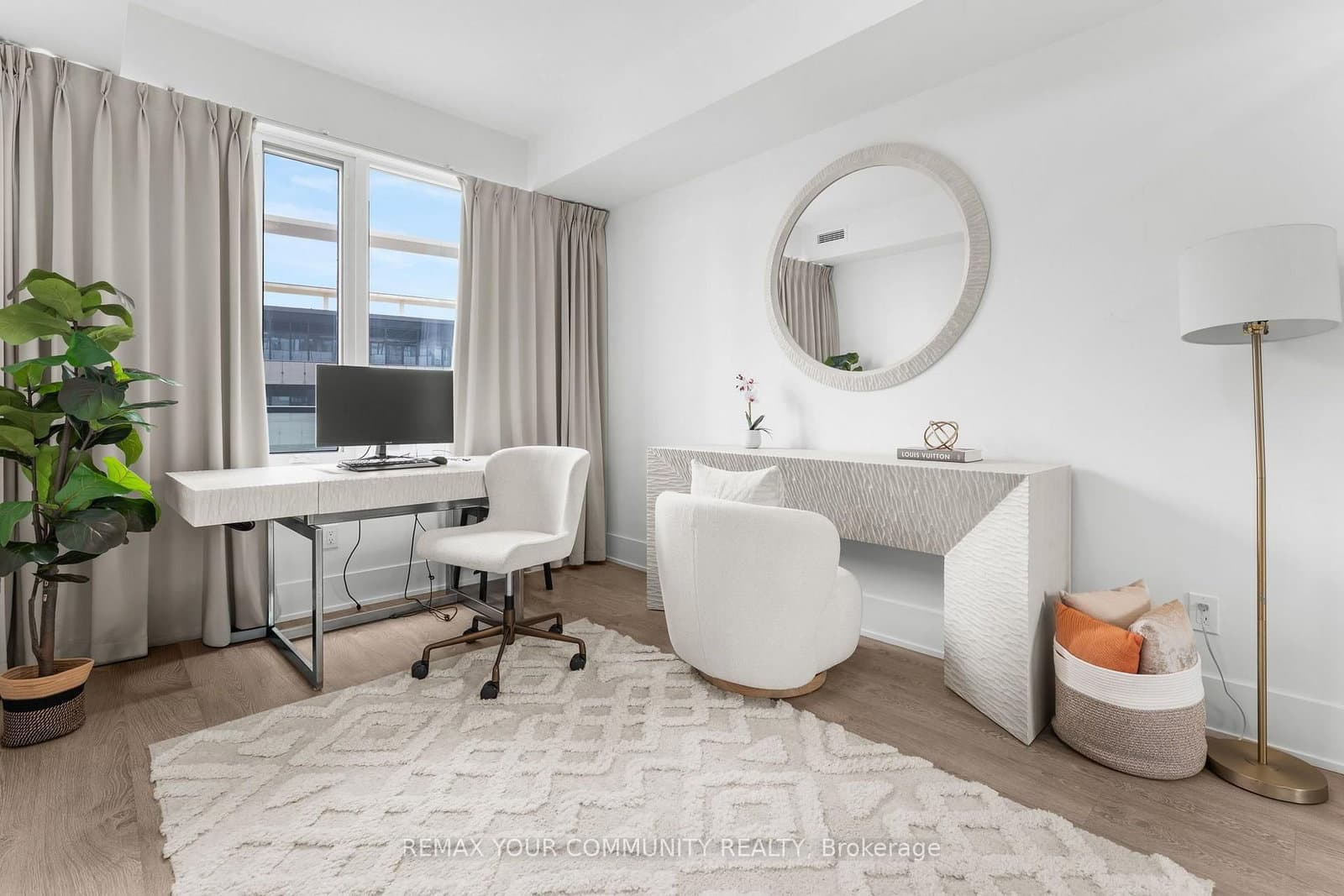470 Front Street, Unit 2015 thumbnail 30