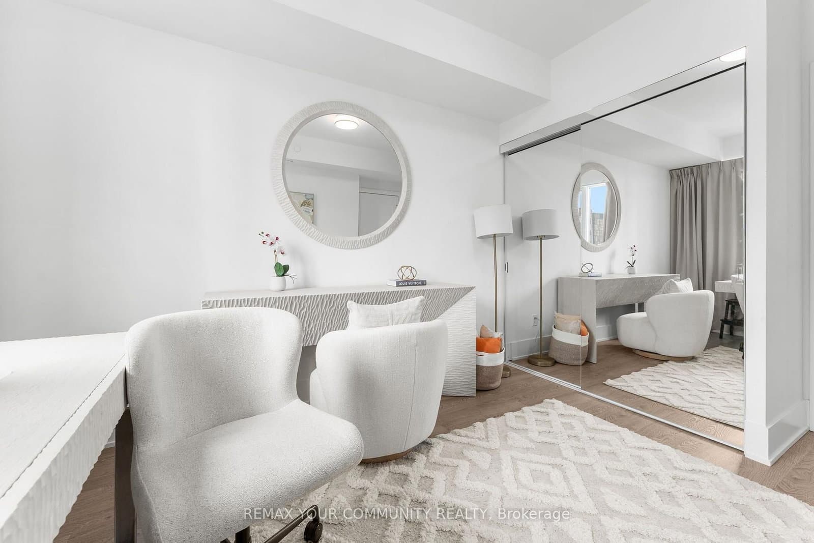470 Front Street, Unit 2015 thumbnail 31