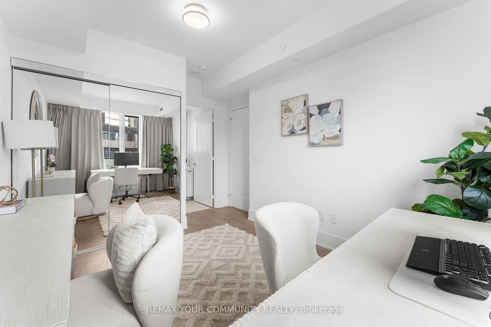 470 Front Street, Unit 2015 thumbnail 32