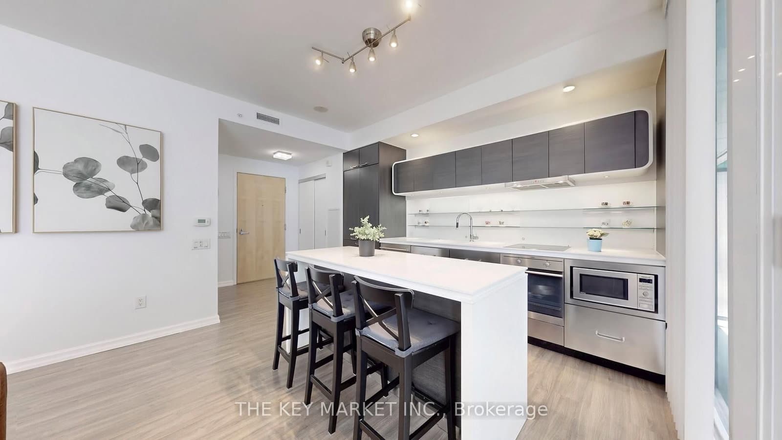 45 Charles Street E, Unit 511 thumbnail 10