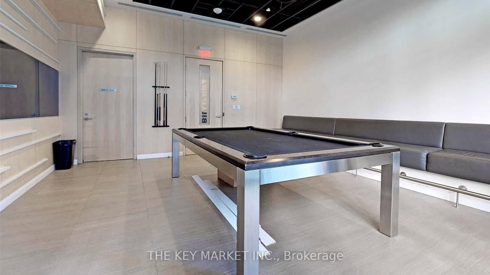 45 Charles Street E, Unit 511 thumbnail 44
