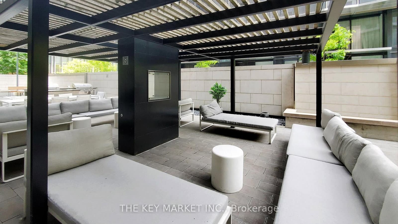 45 Charles Street E, Unit 511 thumbnail 47