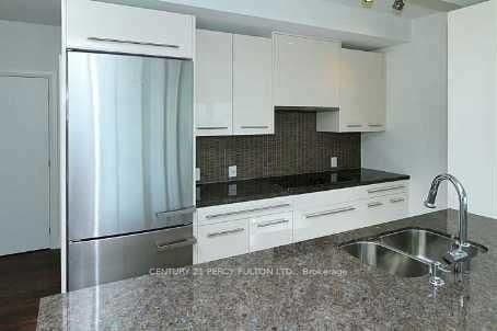 80 John Street, Unit 3001 thumbnail 3