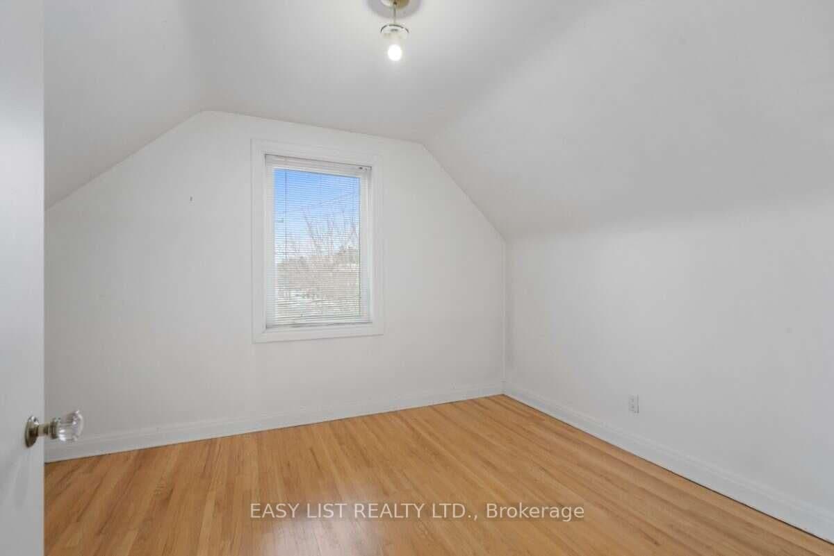 39 Churchill Avenue thumbnail 10