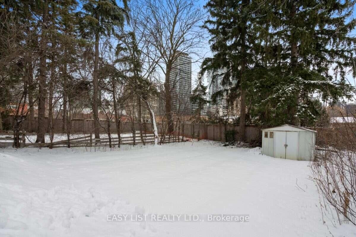 39 Churchill Avenue thumbnail 16