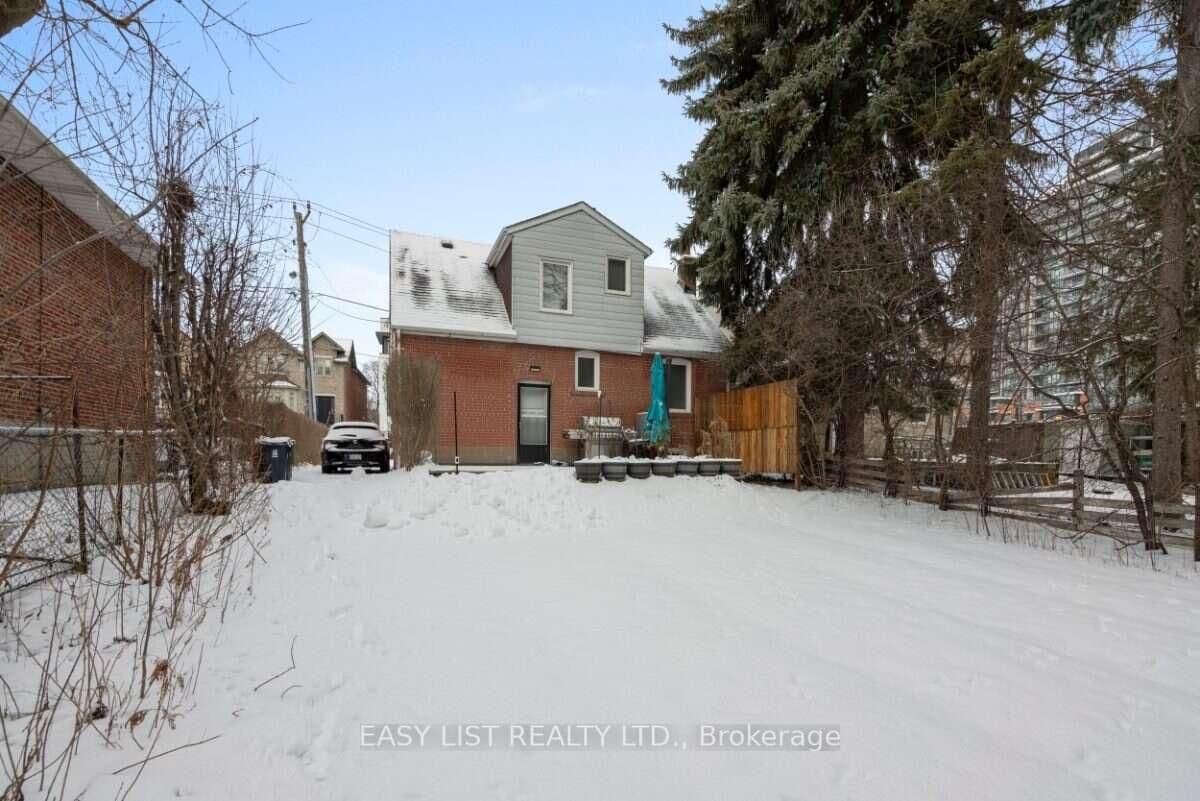 39 Churchill Avenue thumbnail 17