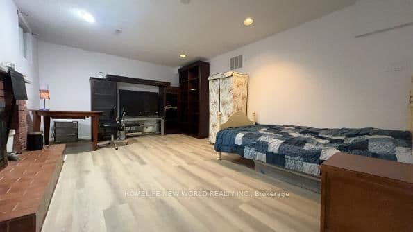 38 Marcelline Crescent thumbnail 4