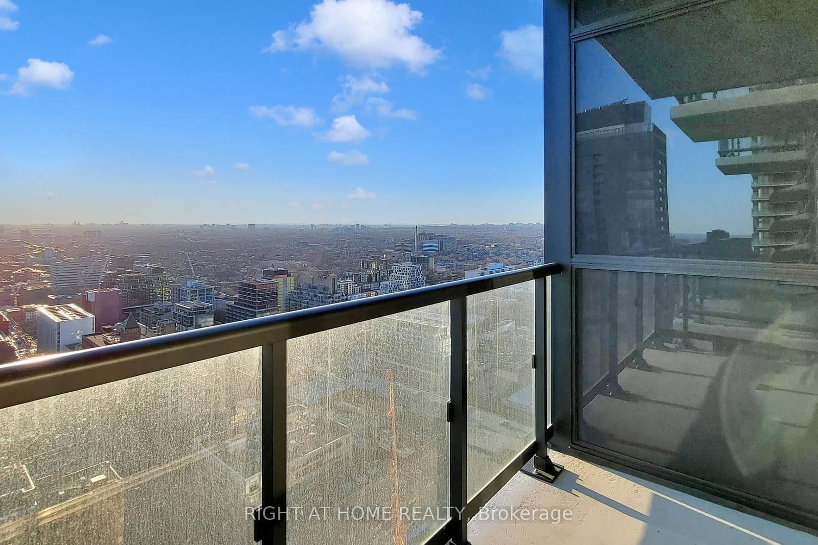 87 Peter Street, Unit 3505 thumbnail 14