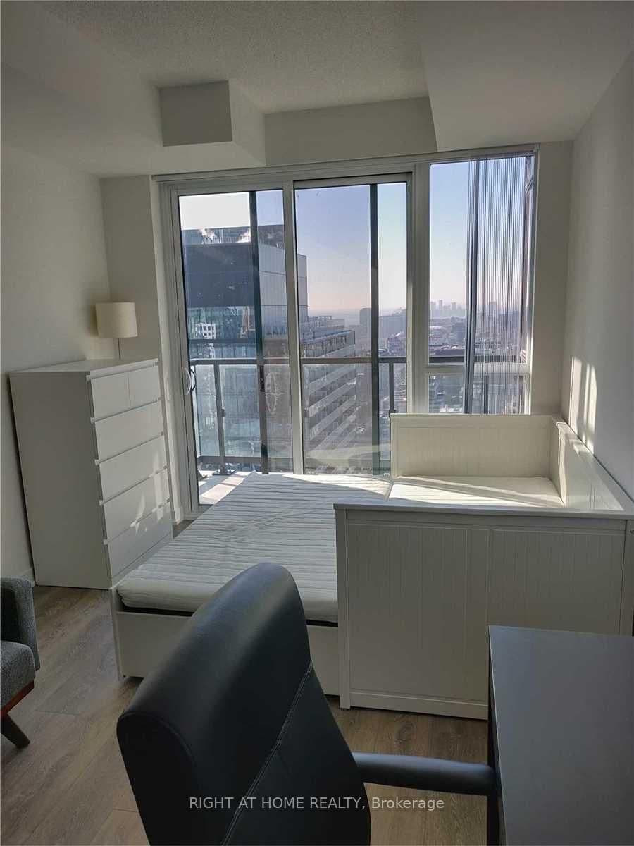 87 Peter Street, Unit 3505 thumbnail 8