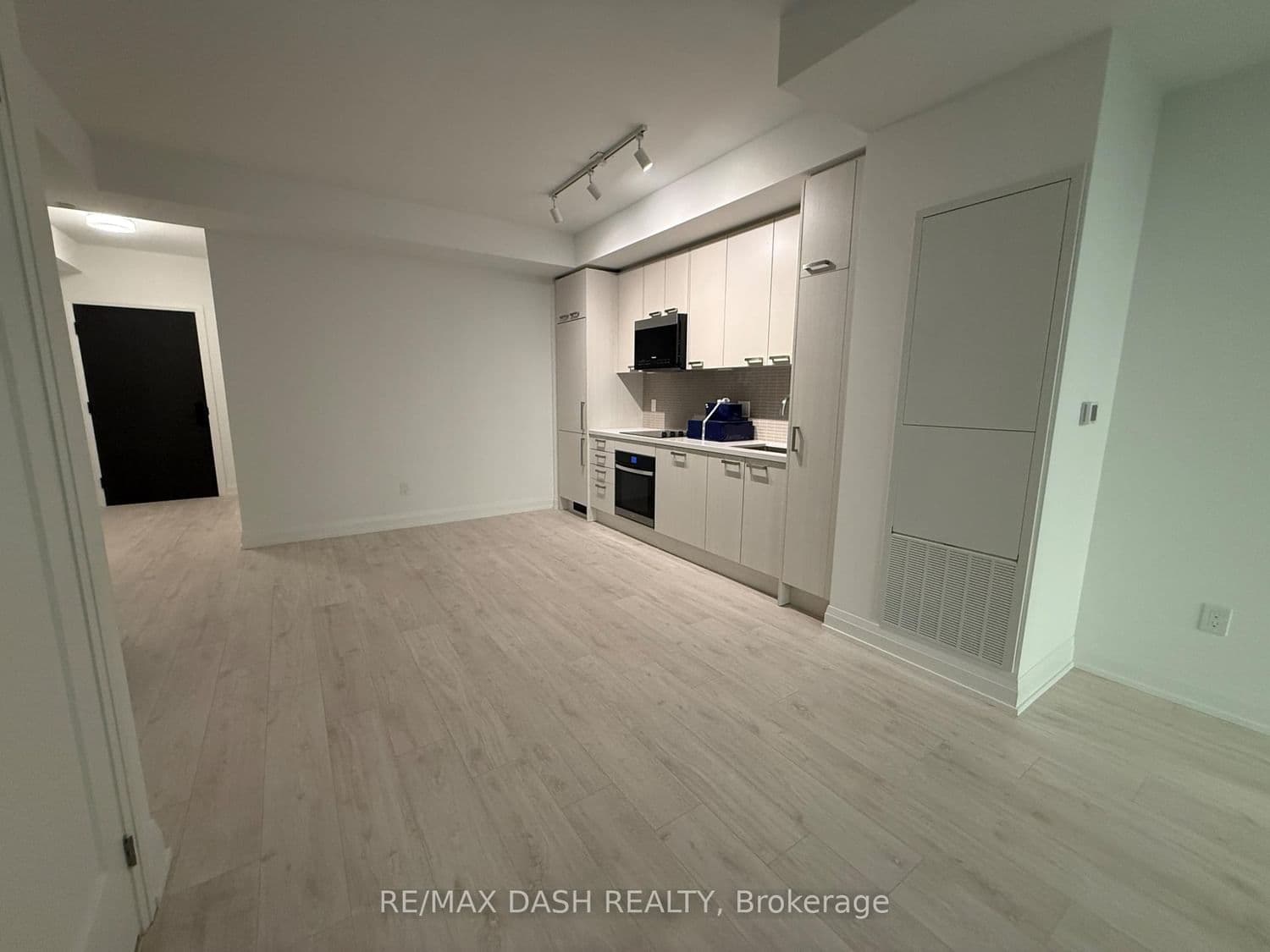 20 Soudan Avenue, Unit 1906 thumbnail 16