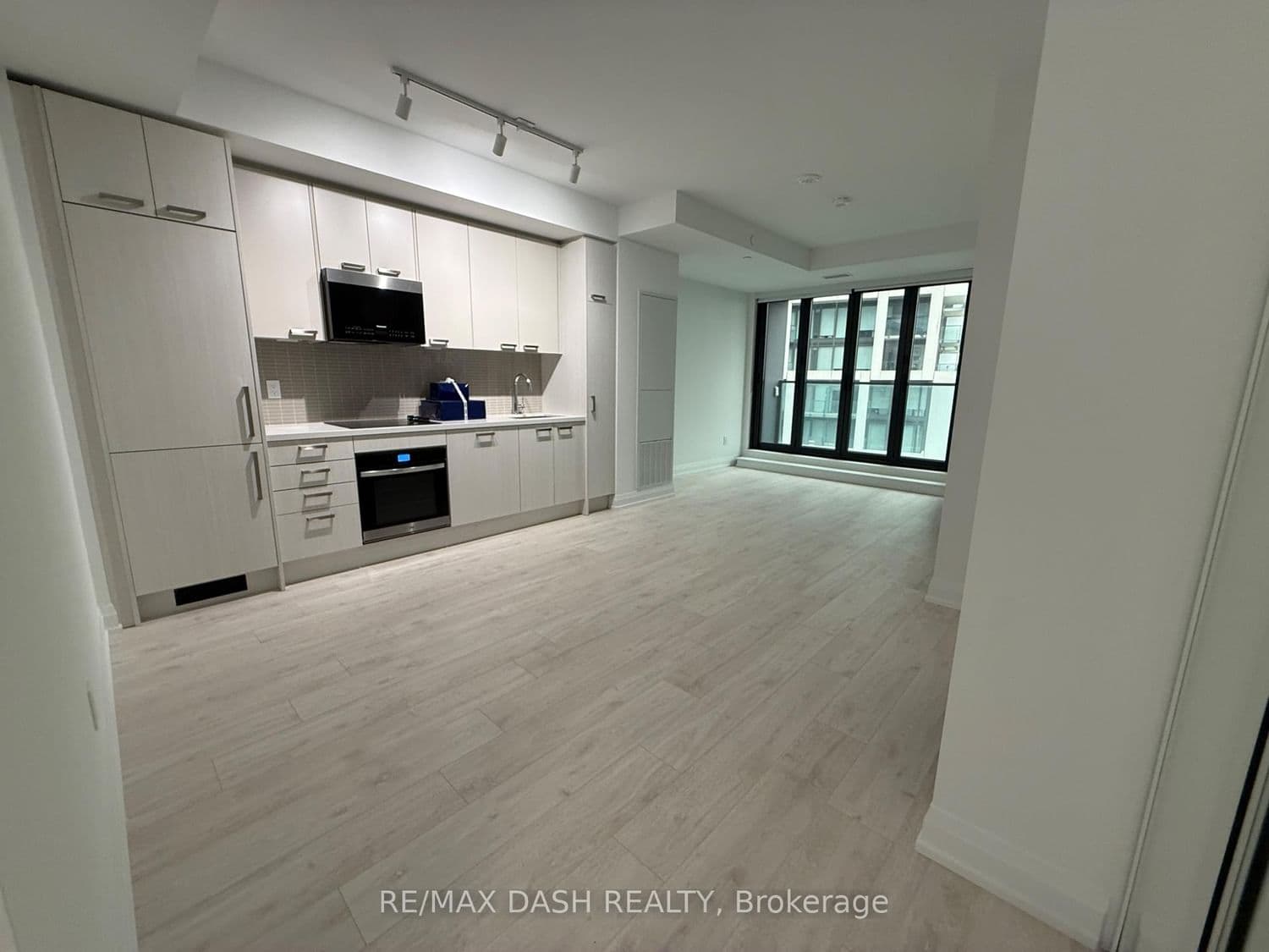 20 Soudan Avenue, Unit 1906 thumbnail 6