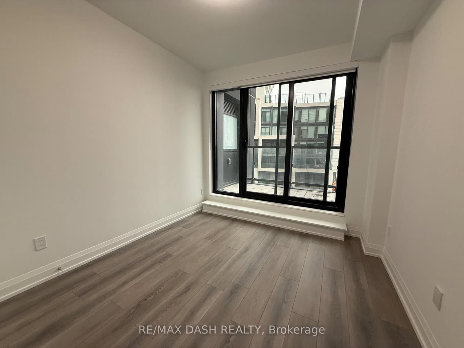 20 Soudan Avenue, Unit 907 thumbnail 15