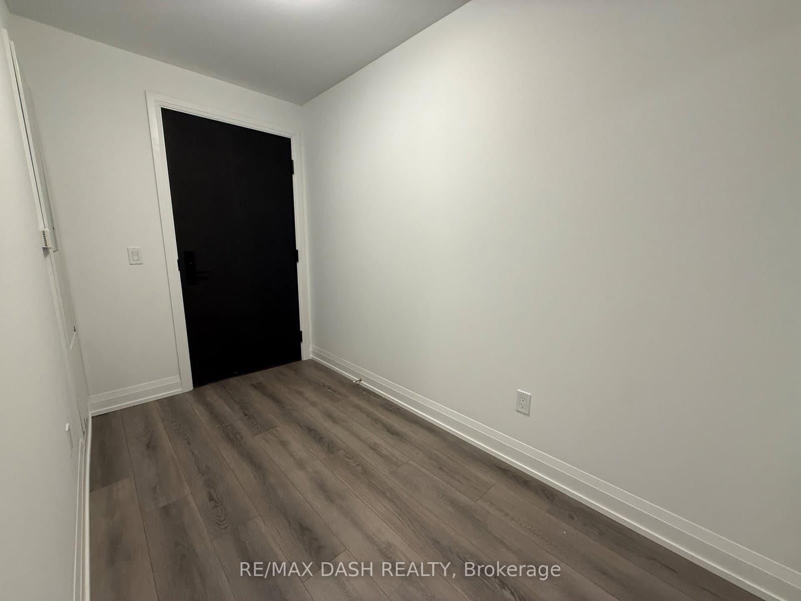 20 Soudan Avenue, Unit 907 thumbnail 5