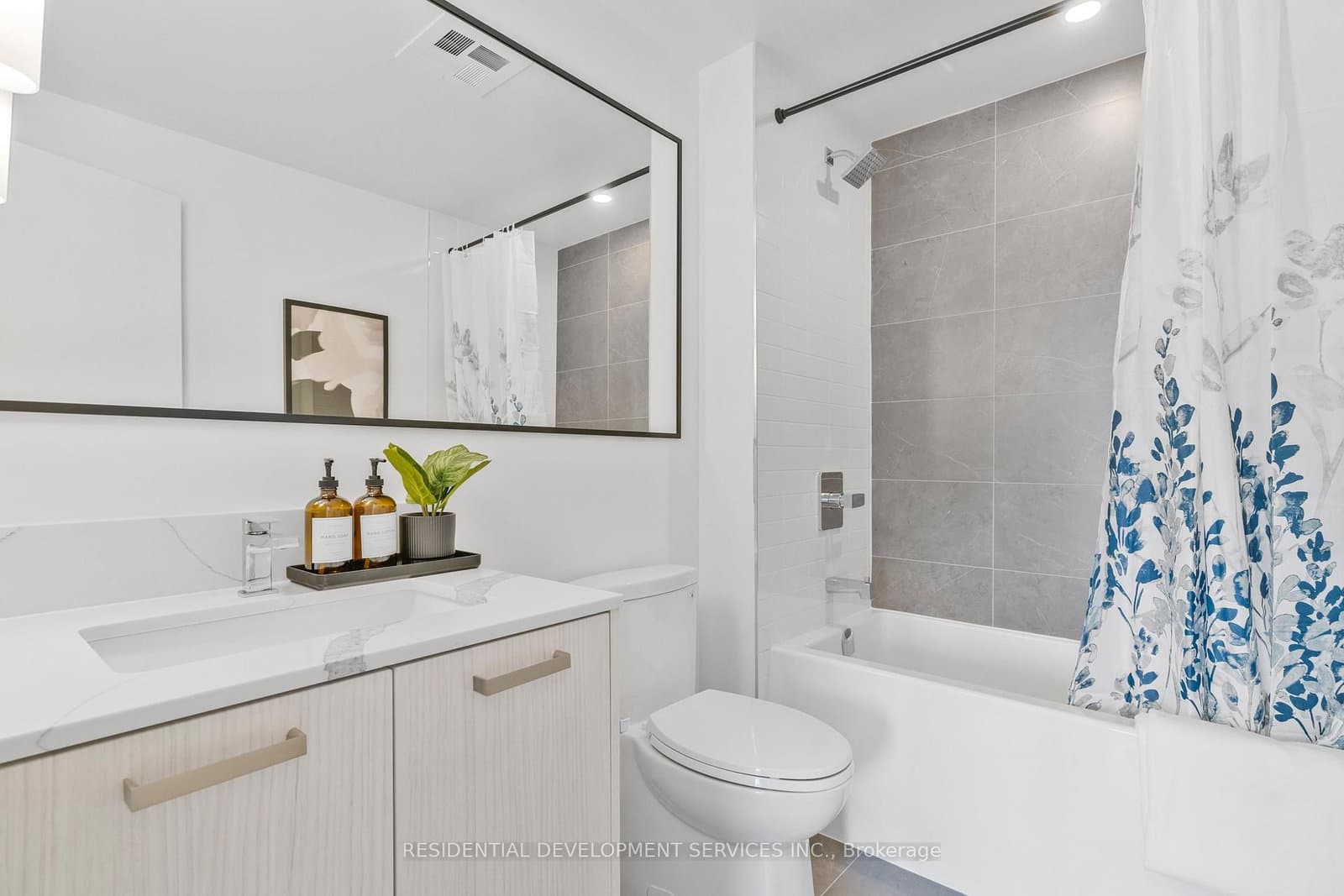 69 Curlew Drive, Unit 143 thumbnail 11