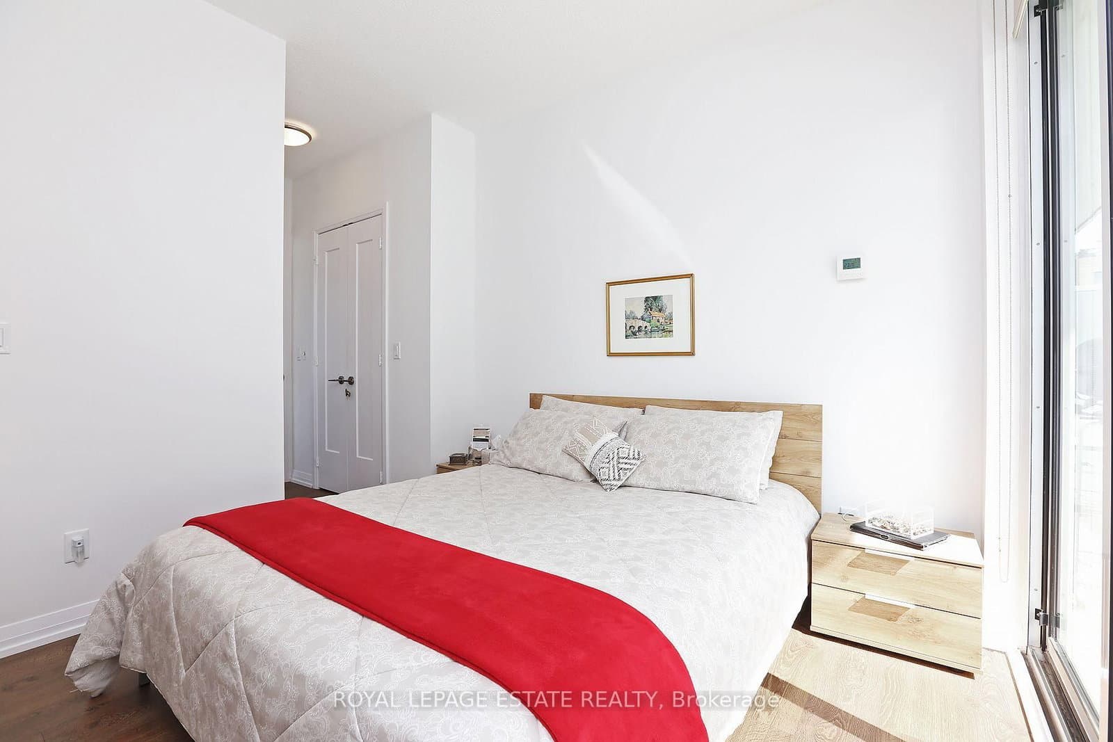 101 Erskine Avenue, Unit 510 thumbnail 15