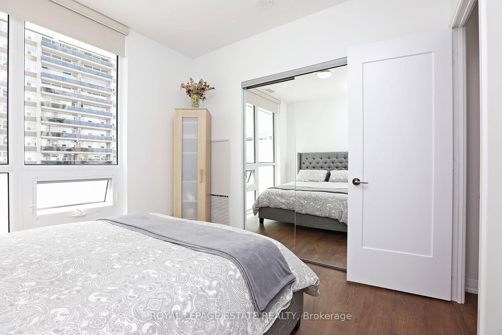 101 Erskine Avenue, Unit 510 thumbnail 18